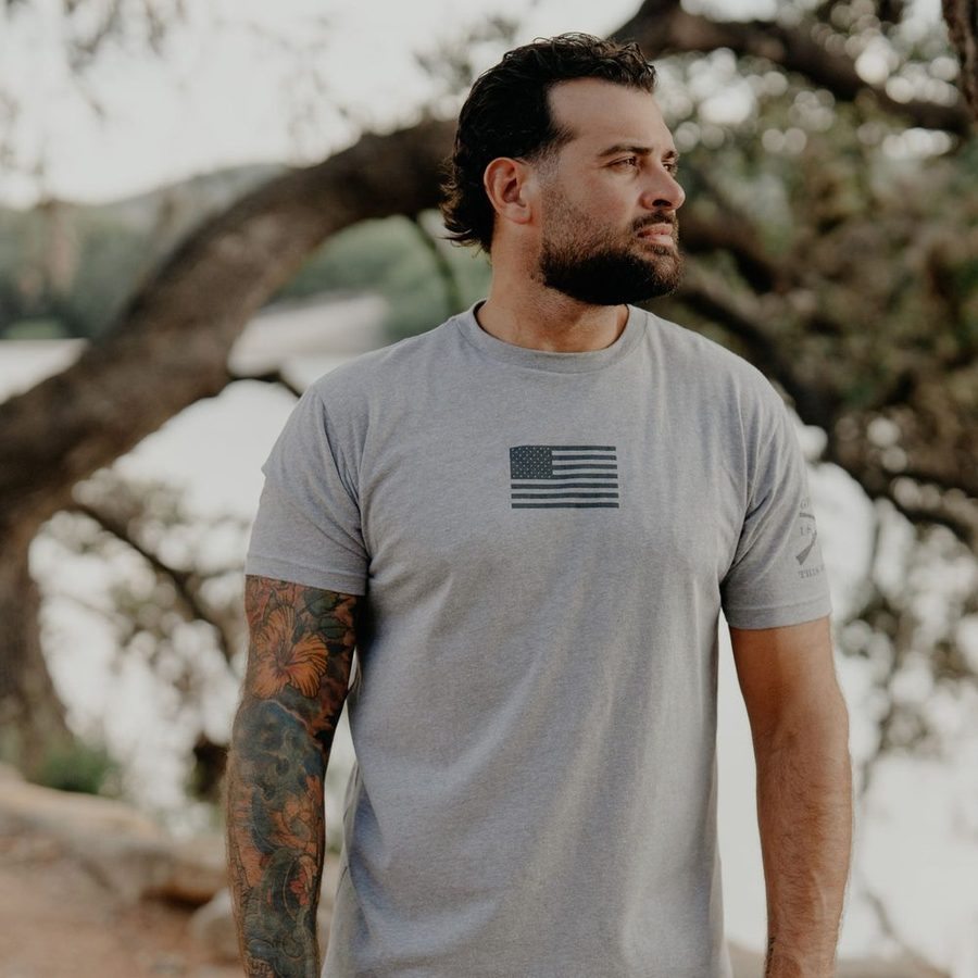 Maglietta da uomo con bandiera dell'onore militare Grunt MFG