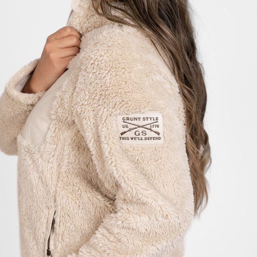 Grunt Style Women's Standard Issue Sherpa Fleece - Desert Sand