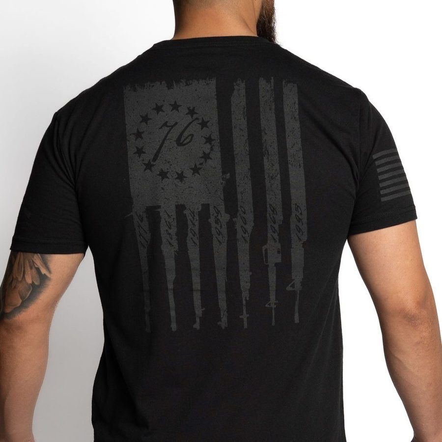 Blackout Betsy Rifle Flag T-Shirt - Black