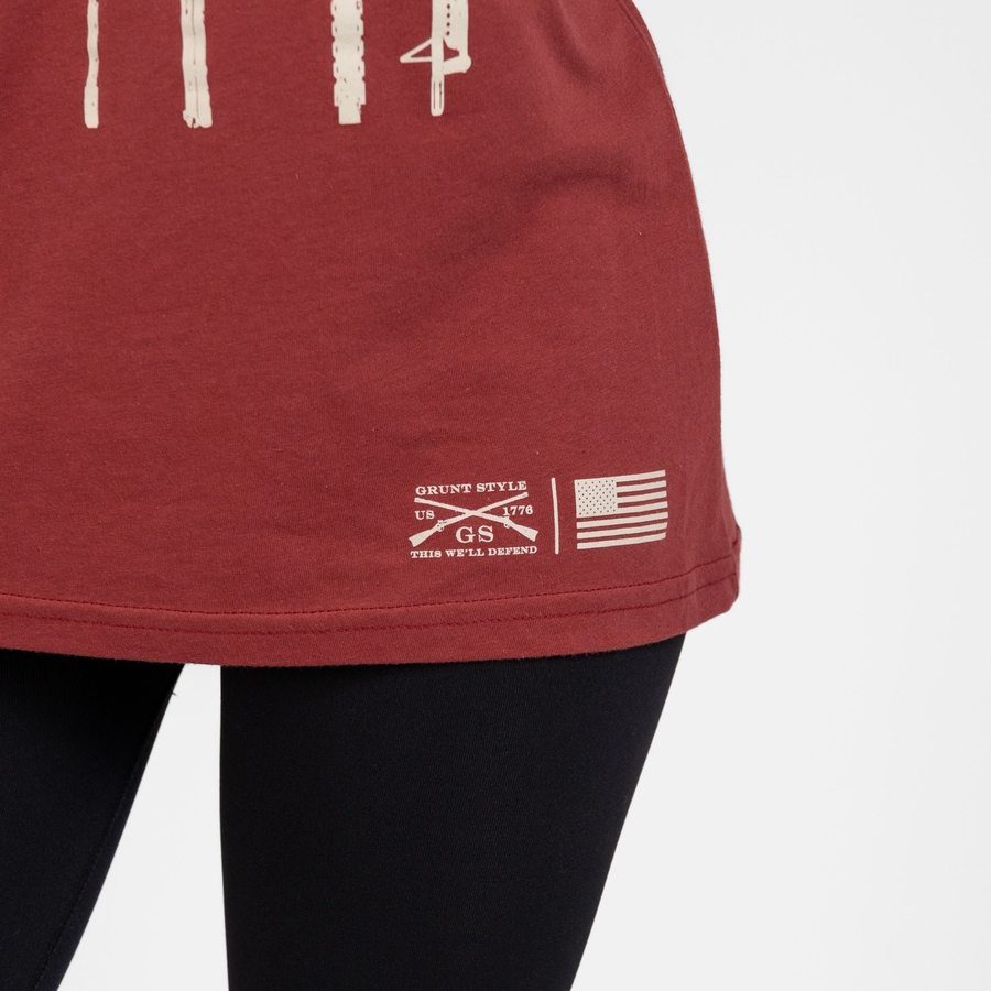 Grunt Style Women's Rifle Flag Boyfriend Fit T-Shirt - Red Plum