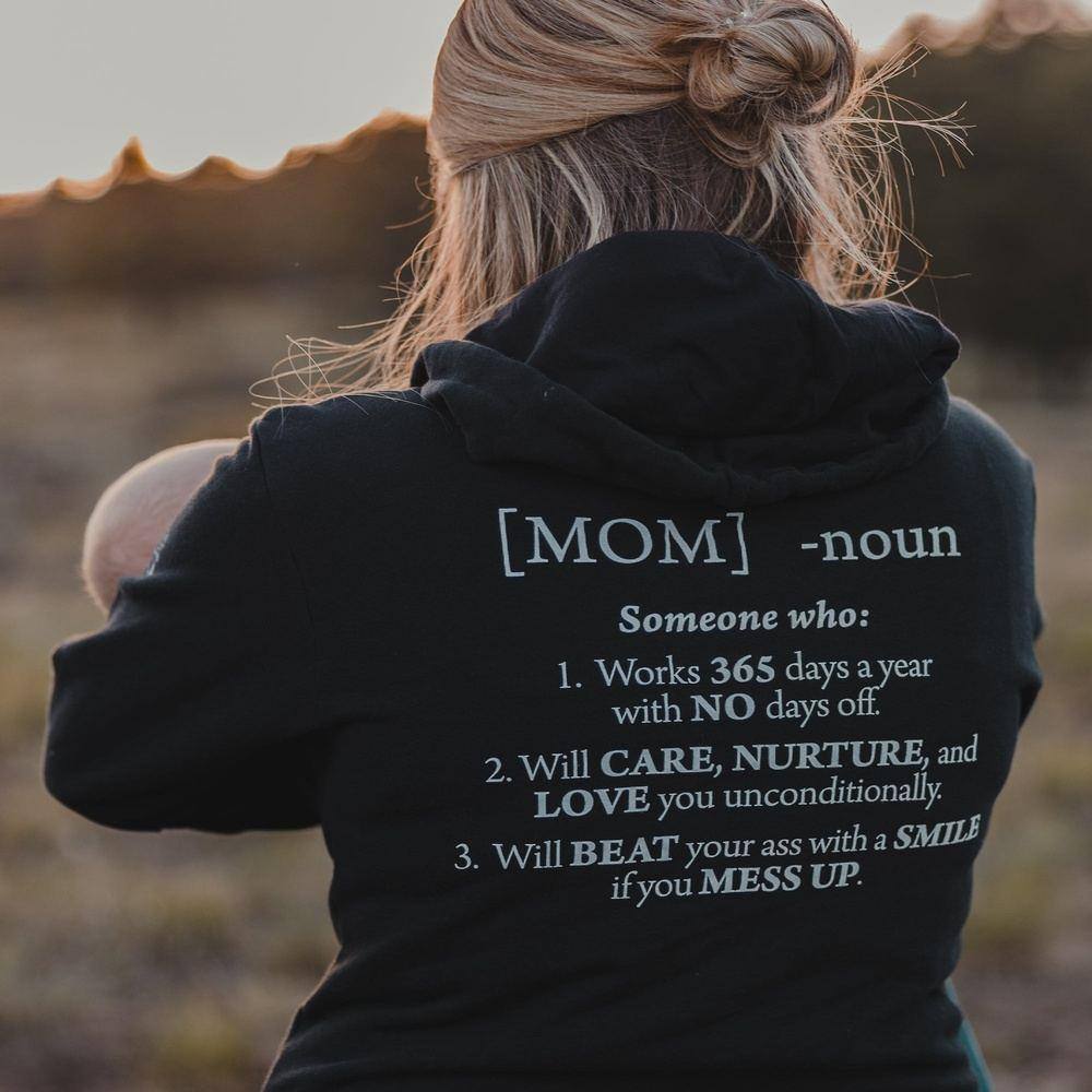 Grunt Style Mom Defined - Women's T-Shirt (Black, Medium)